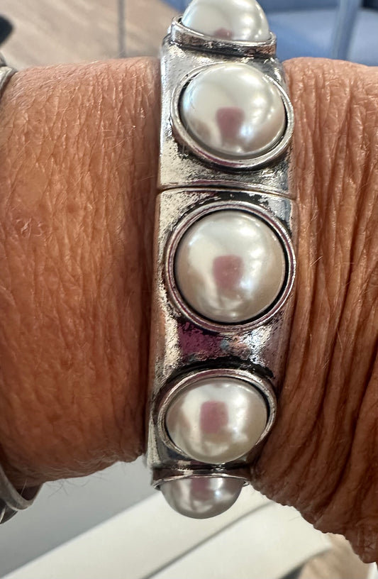Silver Pearl Bracelet