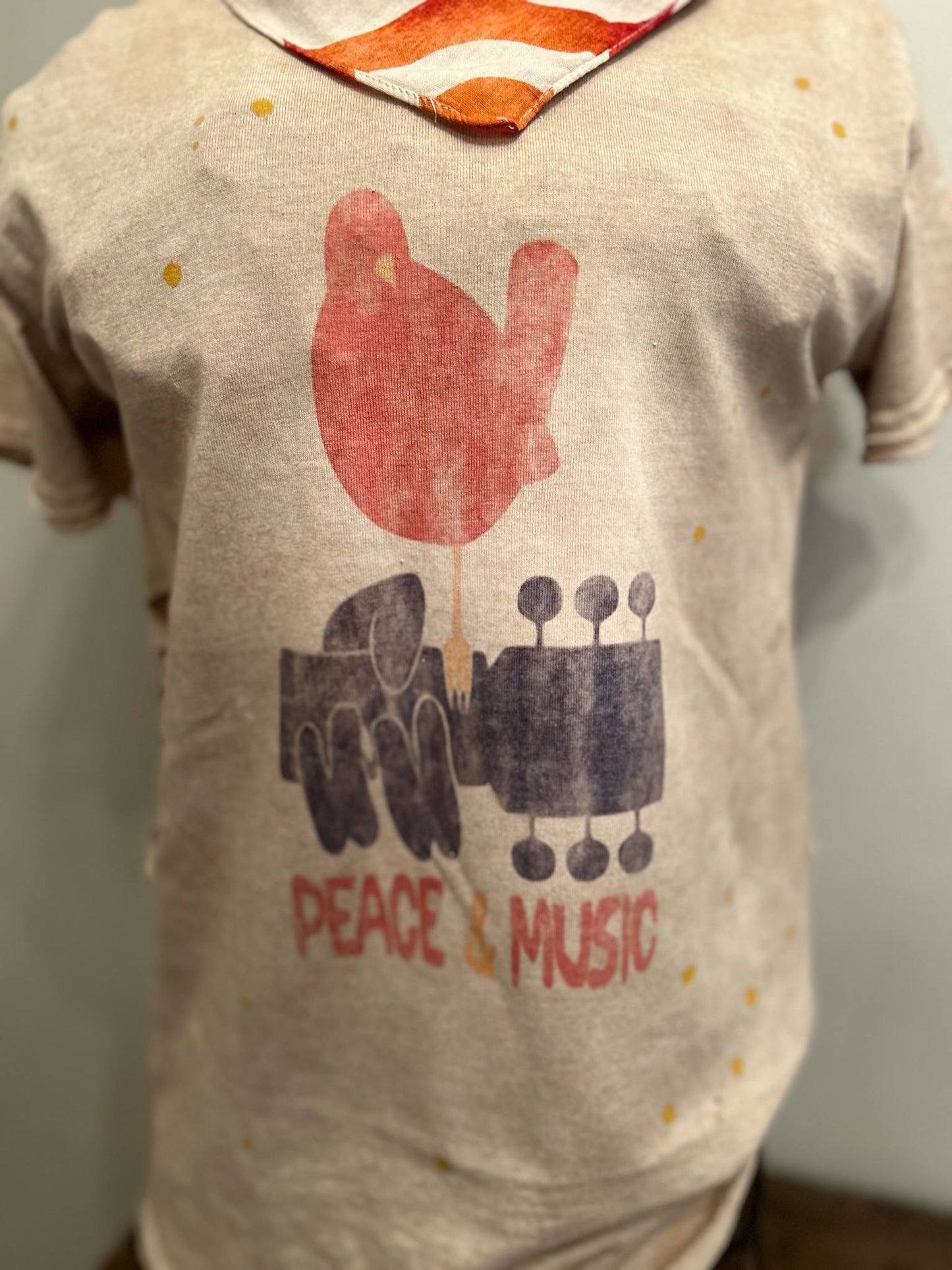 Peace and Music Tee